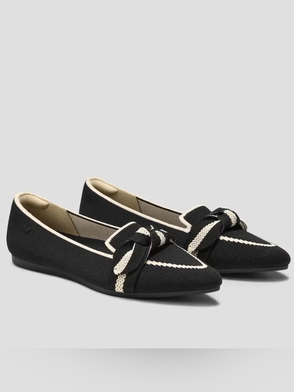NEW Vivaia Pointed Toe Knit Bow Ballet Flats